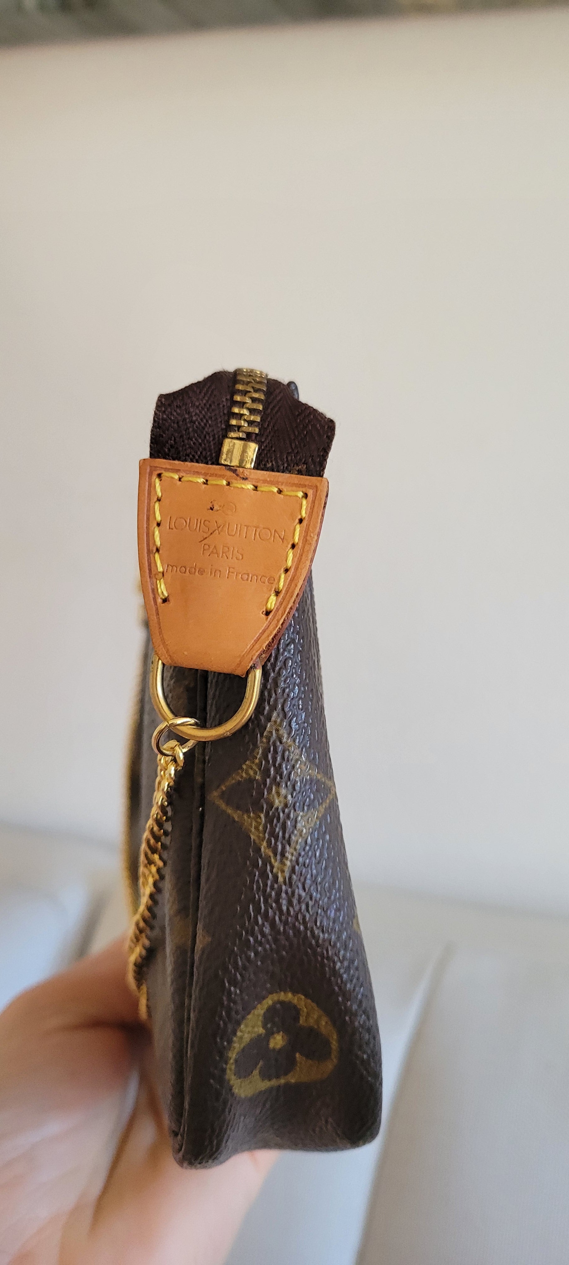 💯% Authentic Louis Vuitton Monogram Pochette!!!