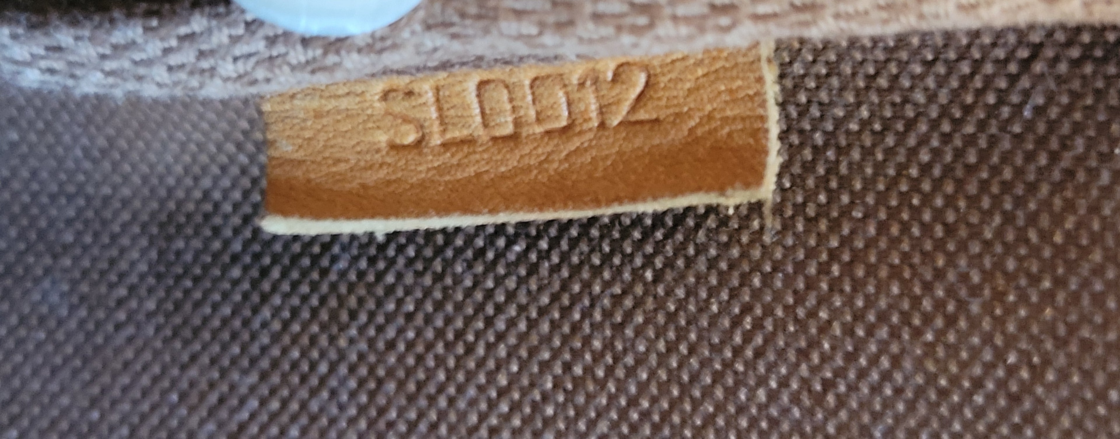 💯% Authentic Louis Vuitton Monogram Pochette!!!