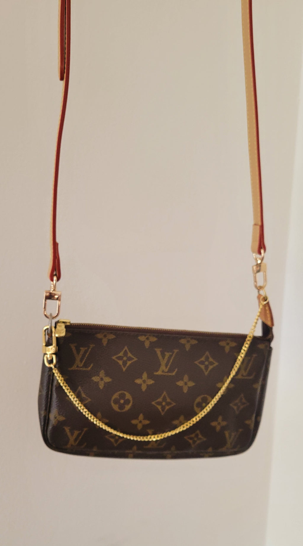 💯% Authentic Louis Vuitton Monogram Pochette!!!