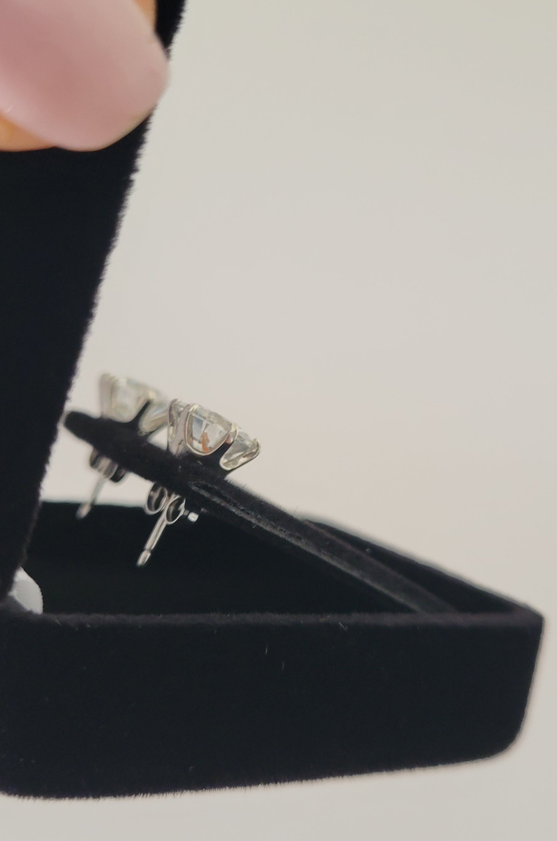 New 2ct Certified Moissanite Stud Earrings!