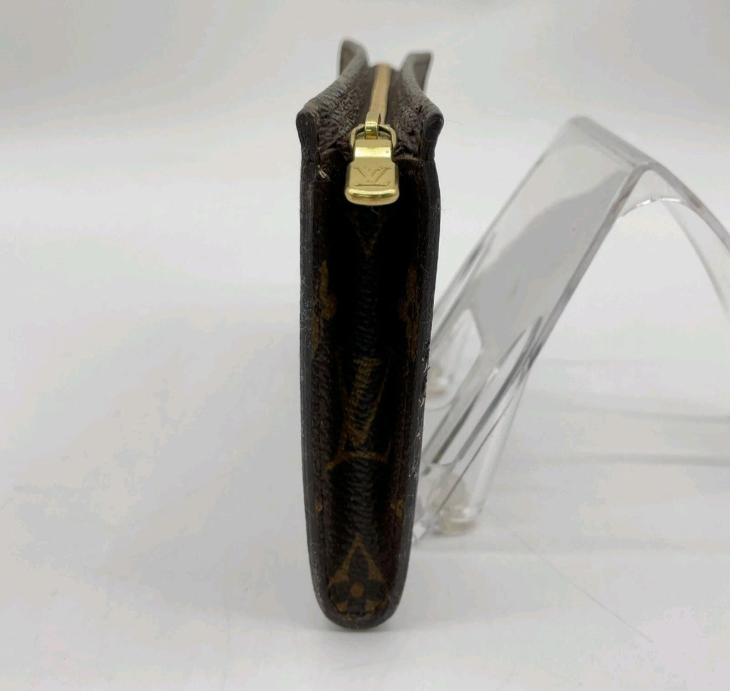100% Authentic Louis Vuitton Monogram Pouch!!!