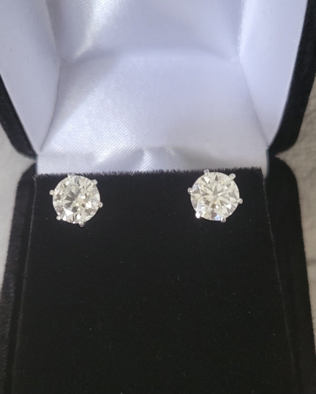 New 2ct Certified Moissanite Stud Earrings!