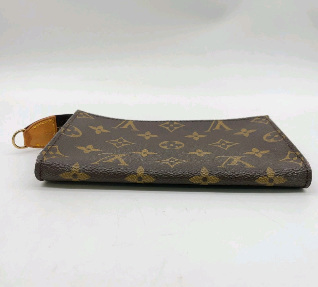 100% Authentic Louis Vuitton Monogram Pouch!!!