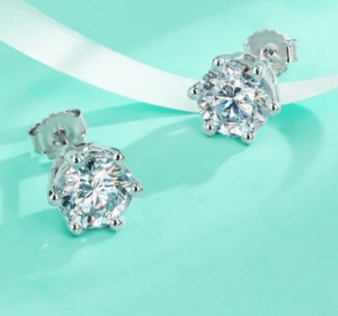 New 2ct Certified Moissanite Stud Earrings