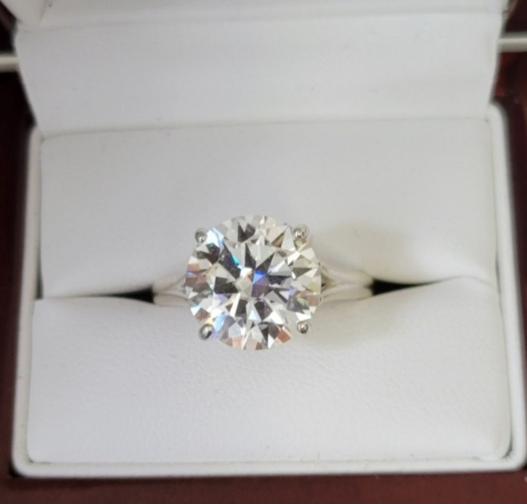 New 5ct Certified Moissanite Engagement Ring, size 7